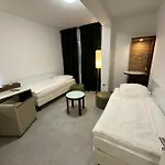 Easyliving Ξενοδοχείο με διαμερίσματα *