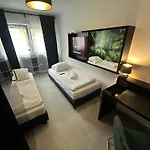 Ξενοδοχείο με διαμερίσματα Easyliving