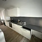 Ξενοδοχείο με διαμερίσματα Easyliving