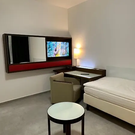 Easyliving Aparthotel