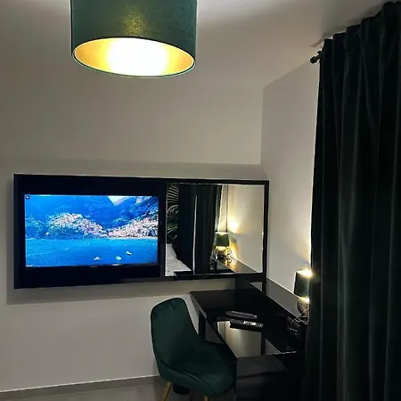 Easyliving شقة فندقية *